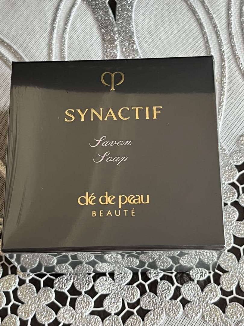 クレドポー ボーテ シナクティフ サボンn レフィル100g新品未開封おまけ付