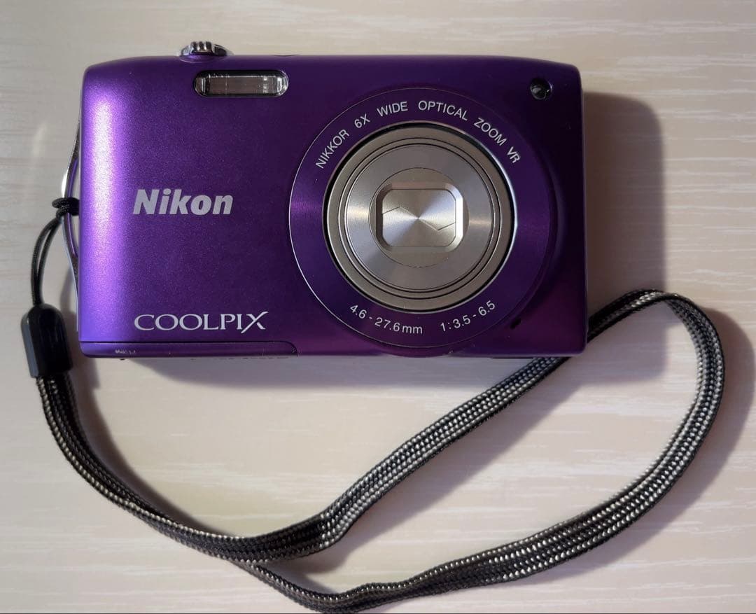 Nikon COOLPIX S3300 紫 パープル デジカメ