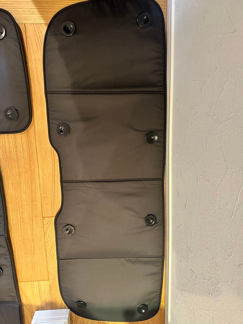 デリカD5 プライバシーサンシェード