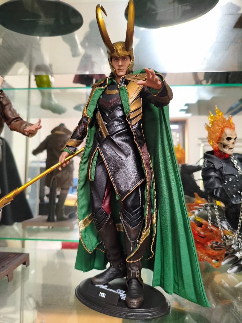 ホットトイズ ロキ フィギュア