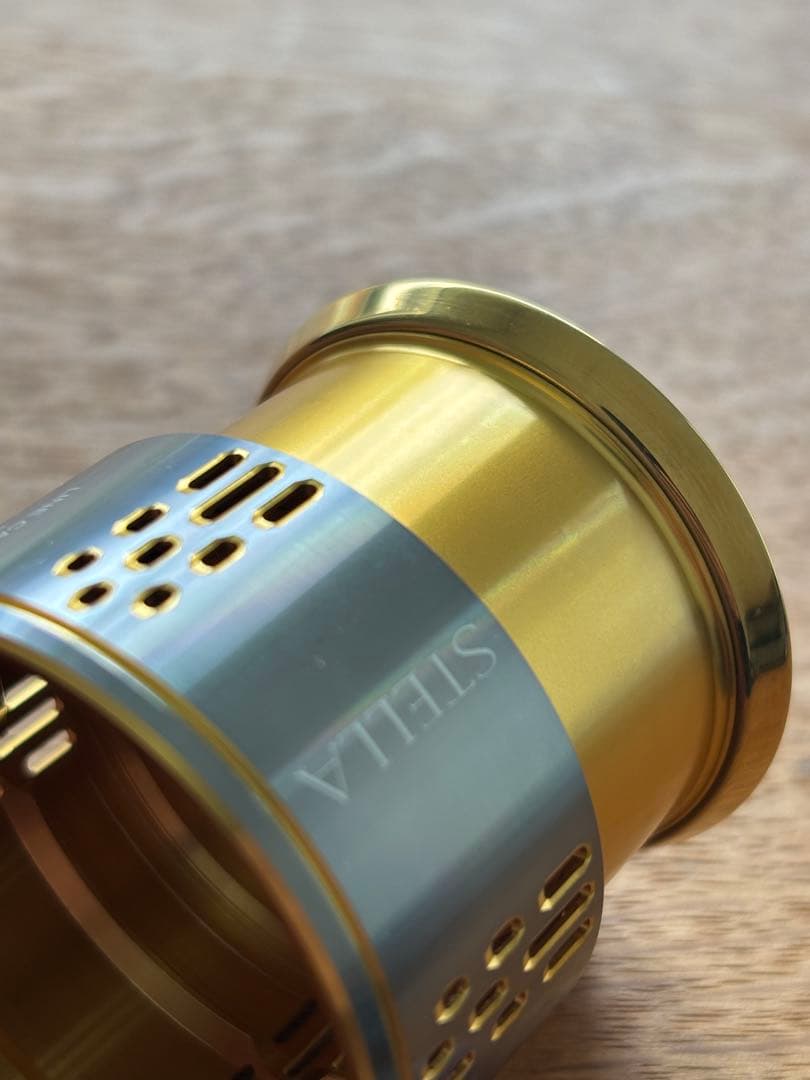 18ステラ スプール 2500 F3 夢屋　美品