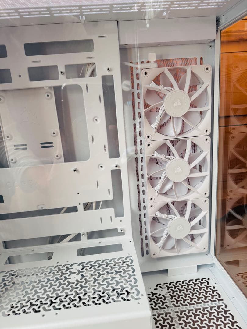 CORSAIR iCUE LINK 3500X ミドルタワーPCケース ホワイト