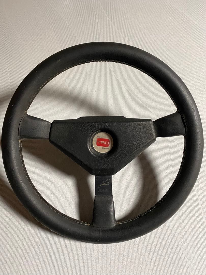 h*7様 モモ ステアリング マリオアンドレッティmomo Mario Andr