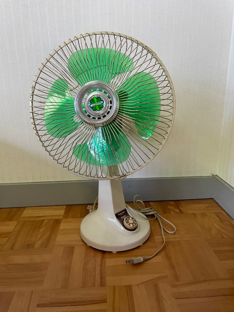 TOSHIBA 扇風機　美品　昭和レトロ