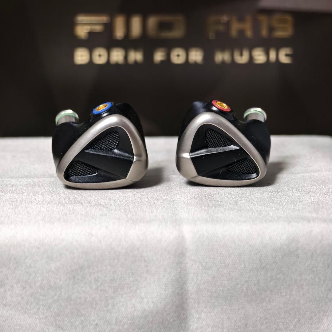 FiiO FH19 イヤホン