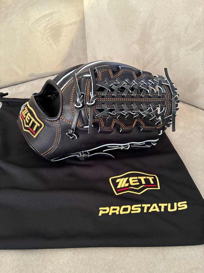 ZETTプロステイタス硬式内野手用グラブ