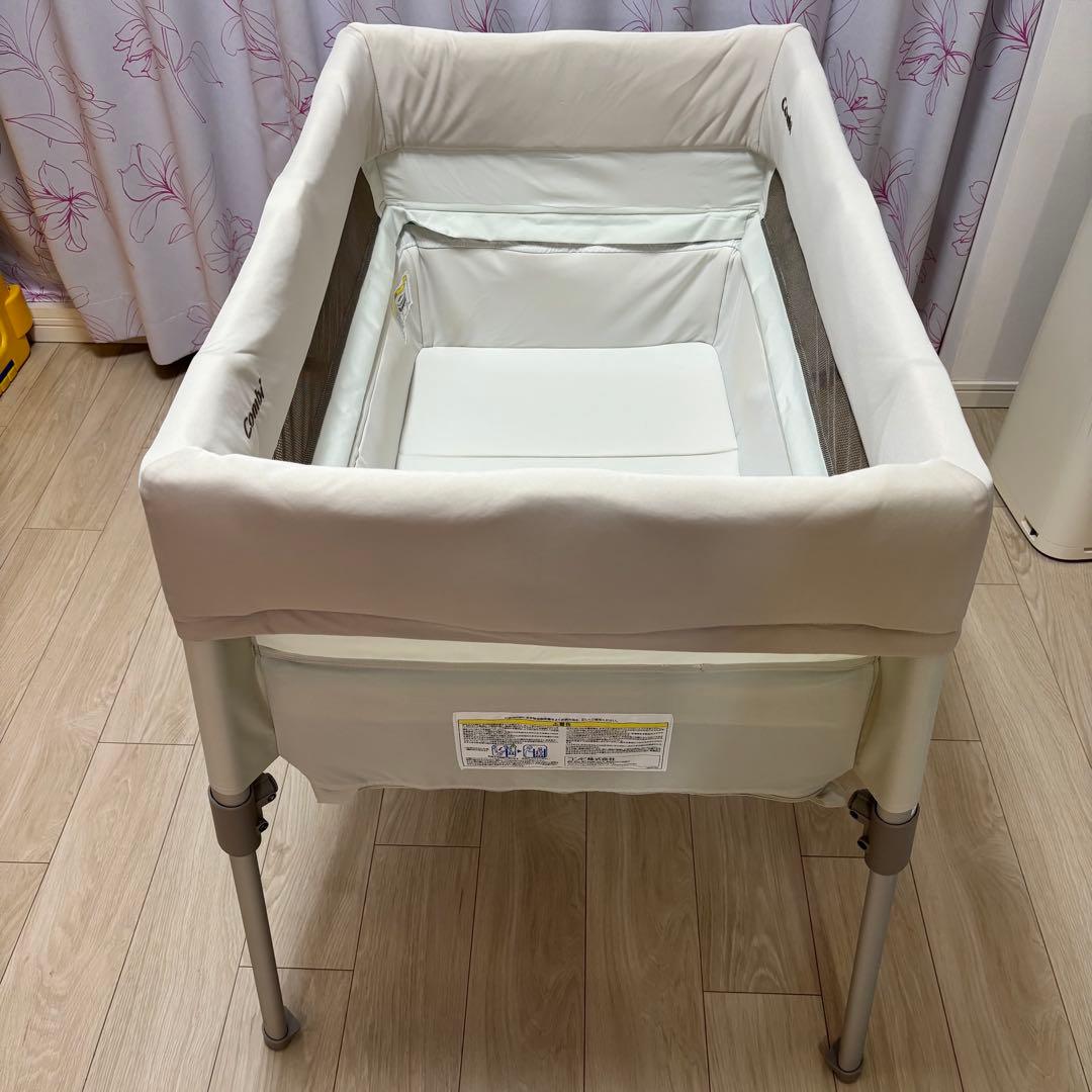 Combi トモネル　ベビーベッド