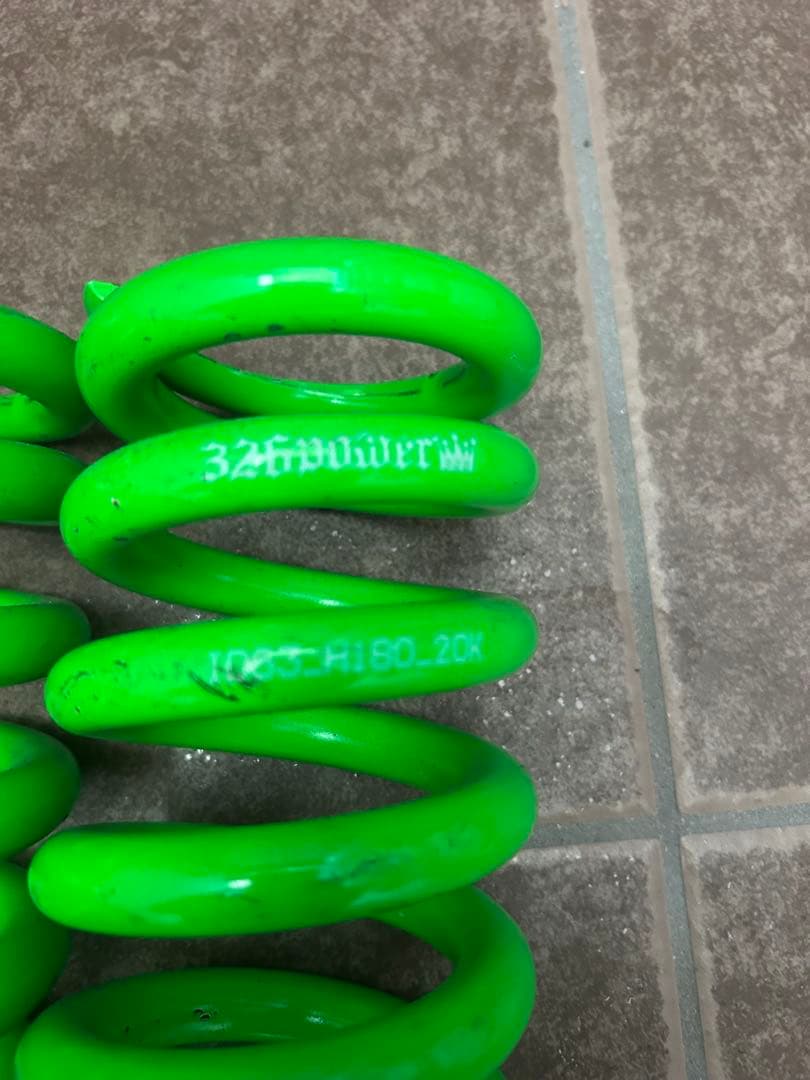 326パワー　チャラバネ　180H 20k ID63