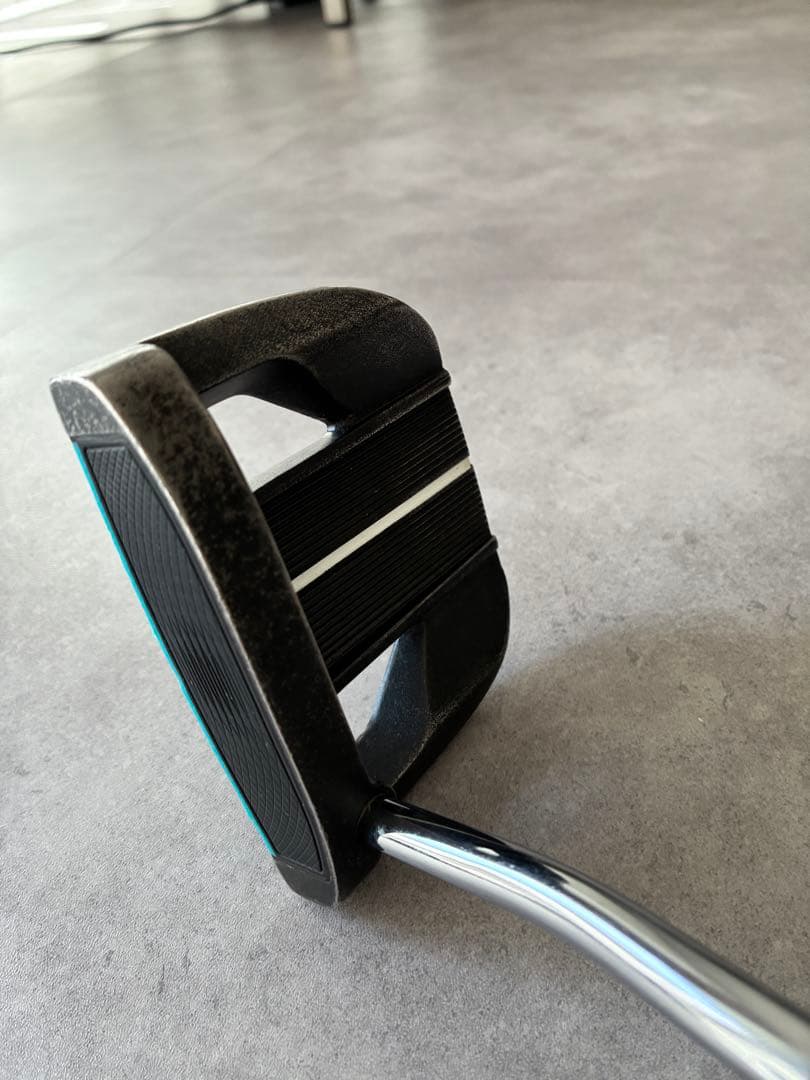 テツ　PING SIGMA 2 VALOR パター