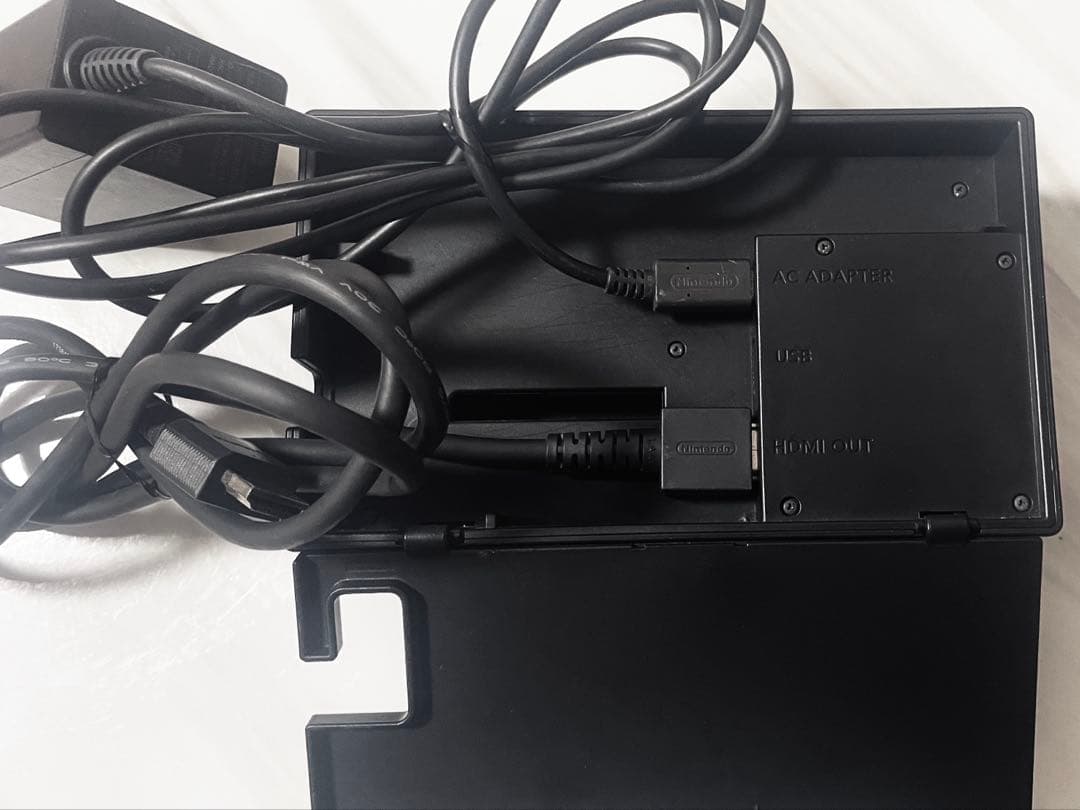 Nintendo Switch 本体 青と赤のジョイコン付き