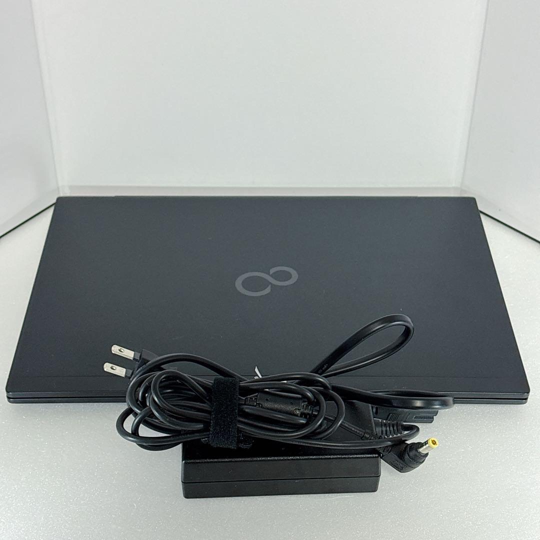 【美品】corei5 第8世代❗️富士通 LIFEBOOK ノートパソコン 軽量