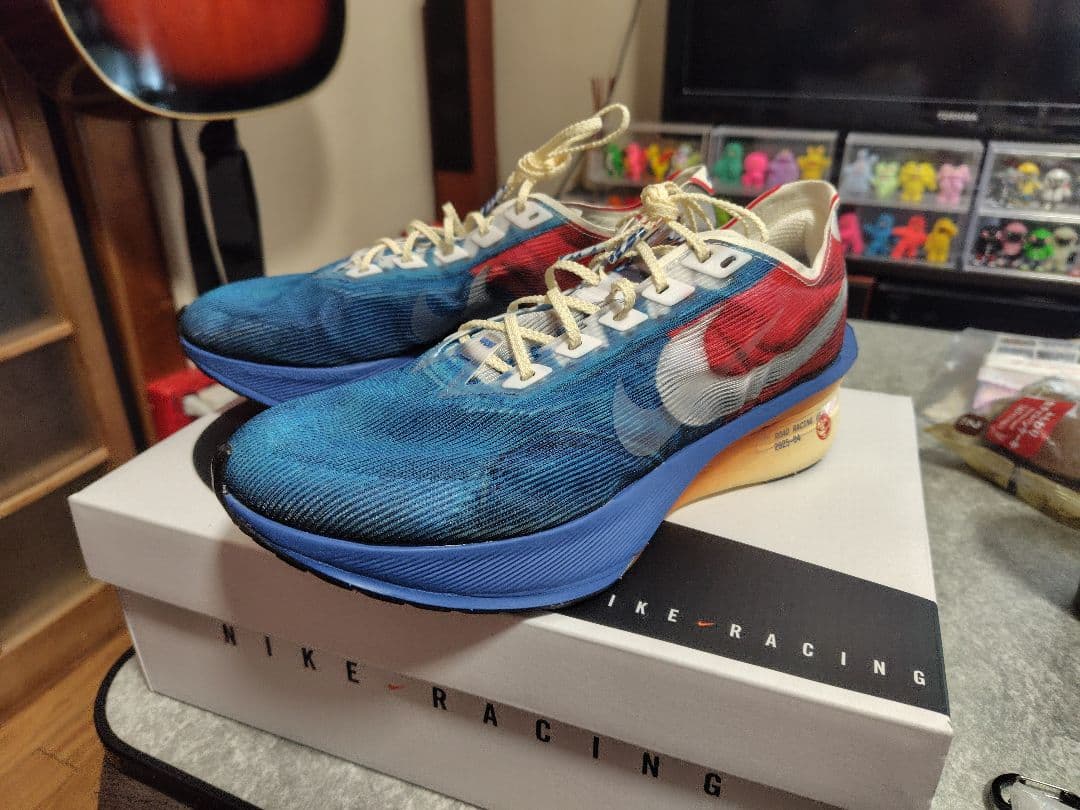 NIKE ヴェイパーフライ4 27.5cm