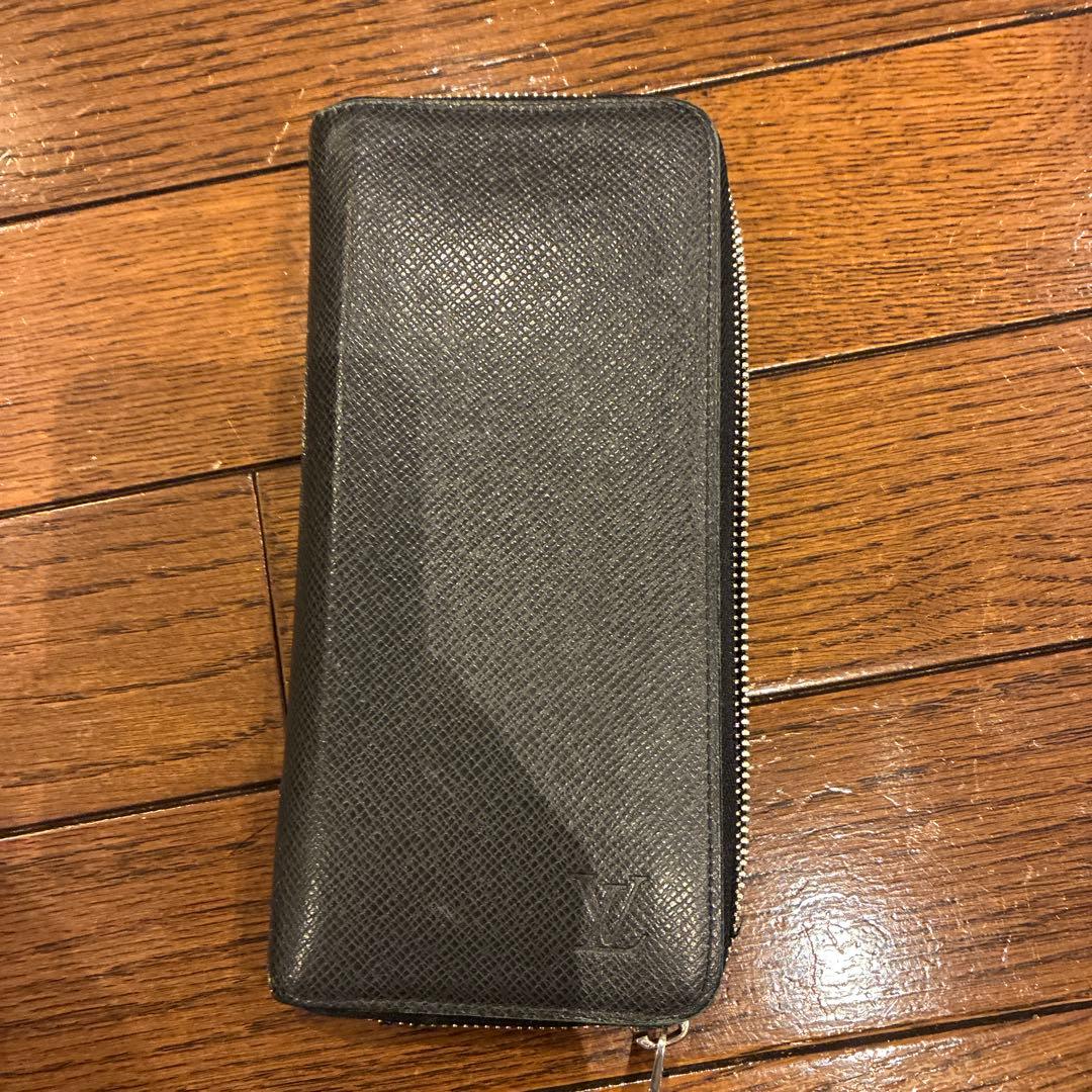 MatLOUIS VUITTON 長財布　黒　値下