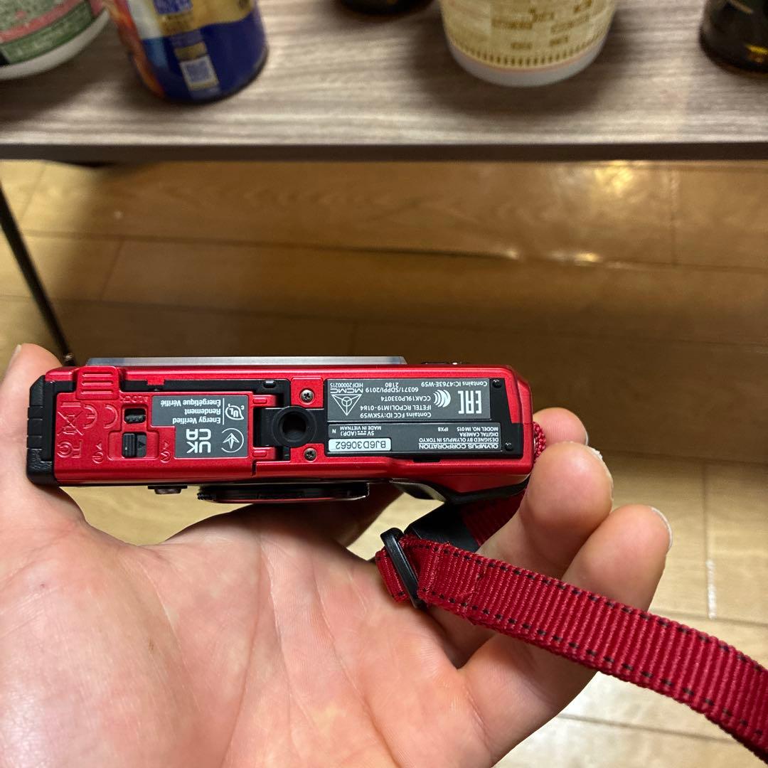 Tough デジタルカメラ レッド 2m防水　tg-6