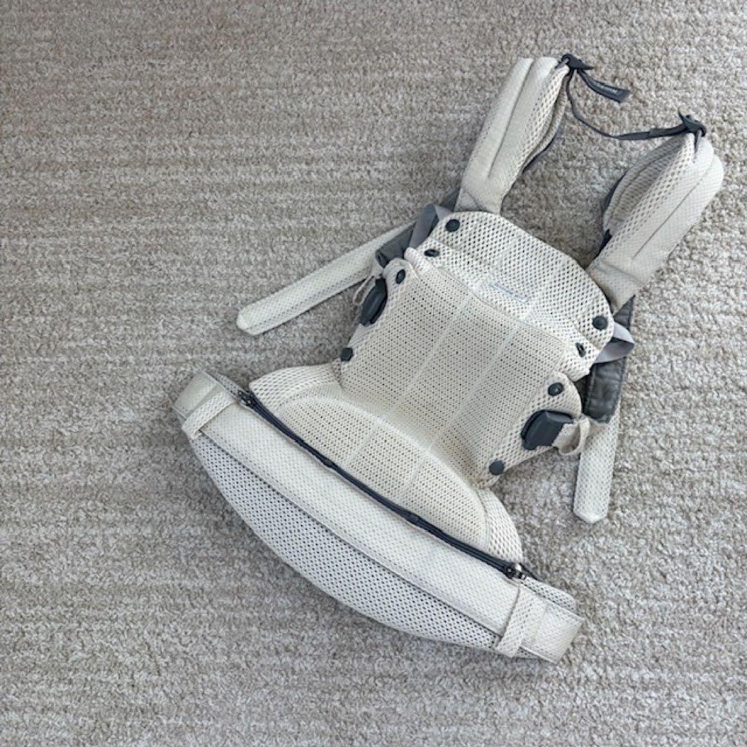 BABY BJORN ベビービョルン　美品　抱っこ紐　クリーム　ベージュ