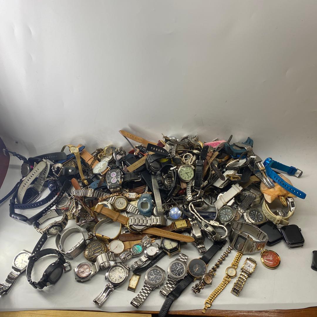 時計　まとめ売り　132個