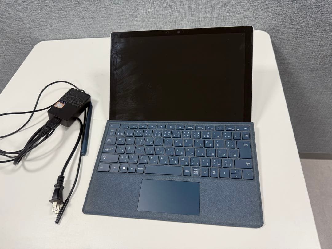 Microsoft Surface Pro 6タイプ