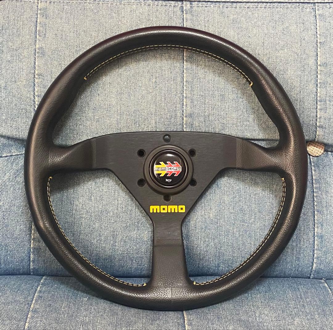 美品　MOMO VELOCE RACING 320mm ステアリング