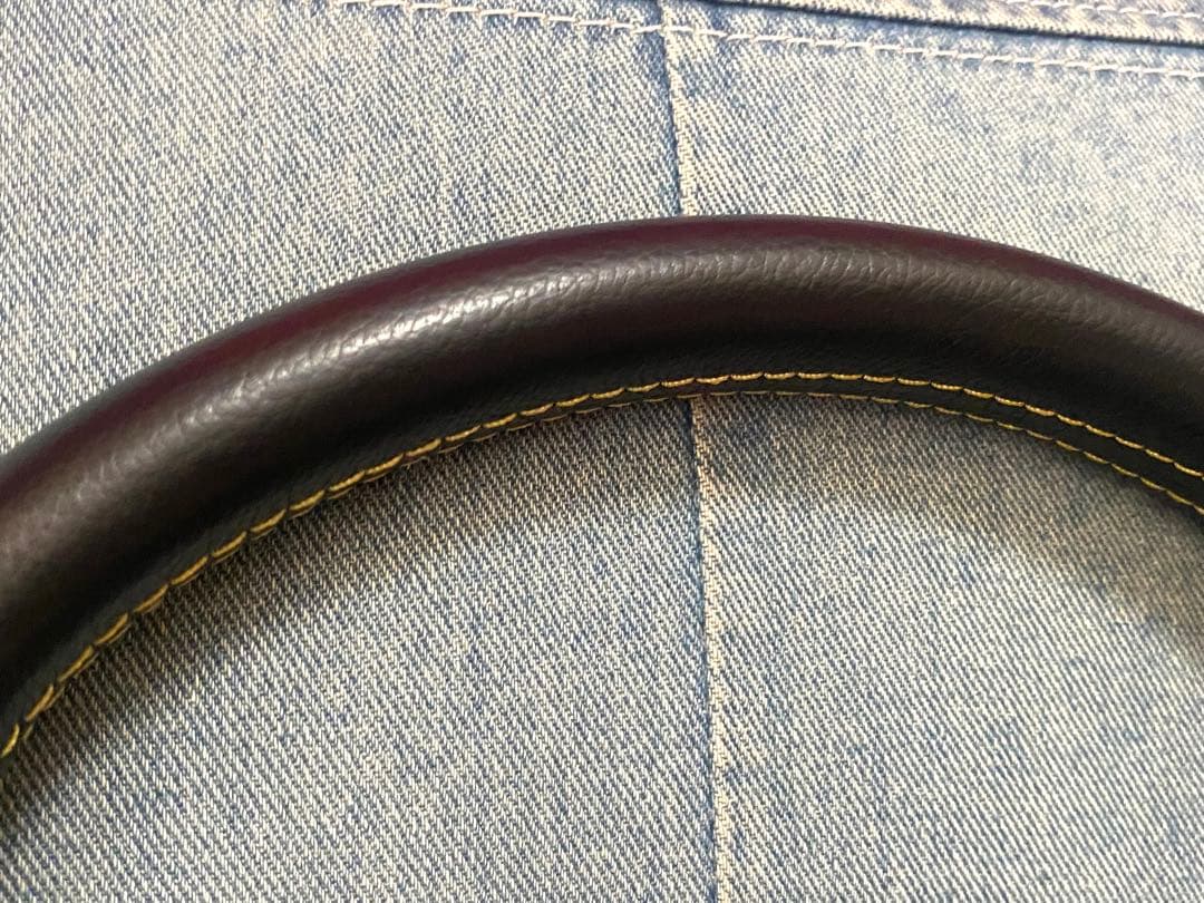 美品　MOMO VELOCE RACING 320mm ステアリング