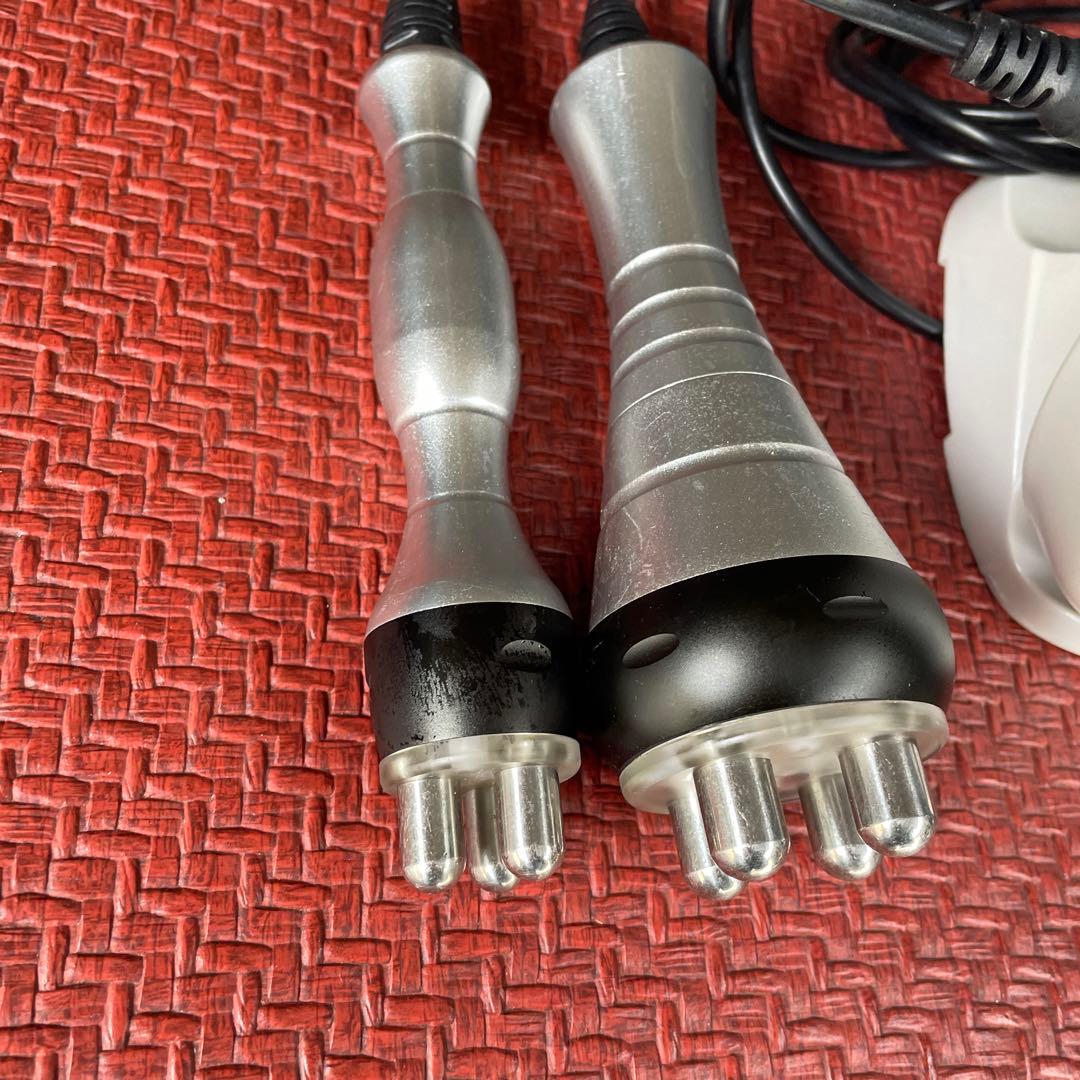 デジタル美顔器 3in1 40Khzキャビテーション＋ラジオ波 簡単操作