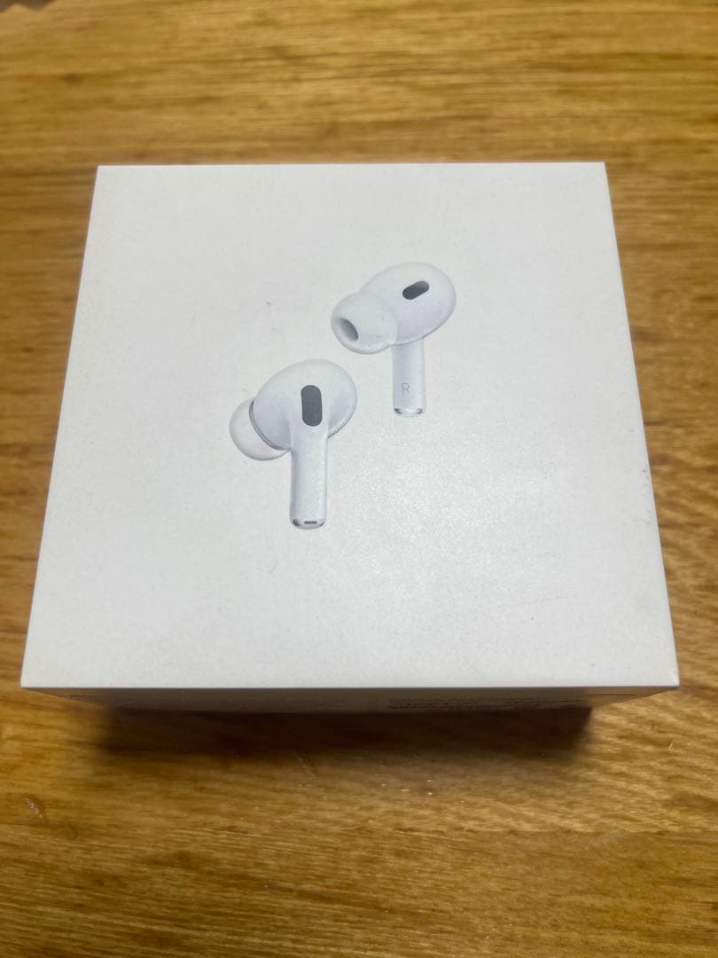 Apple AirPods Pro (第2世代) MagSafe充電ケース付き