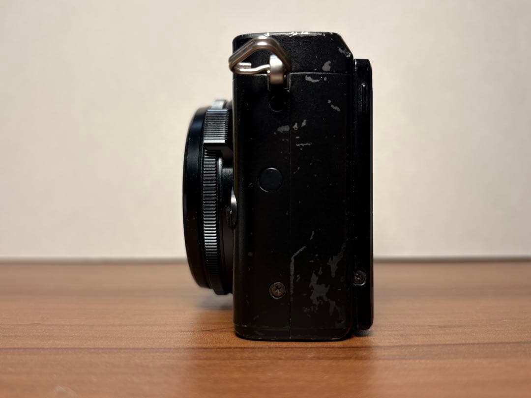 FUJIFILM X70 ブラック　動作品　【ワイコン付き】