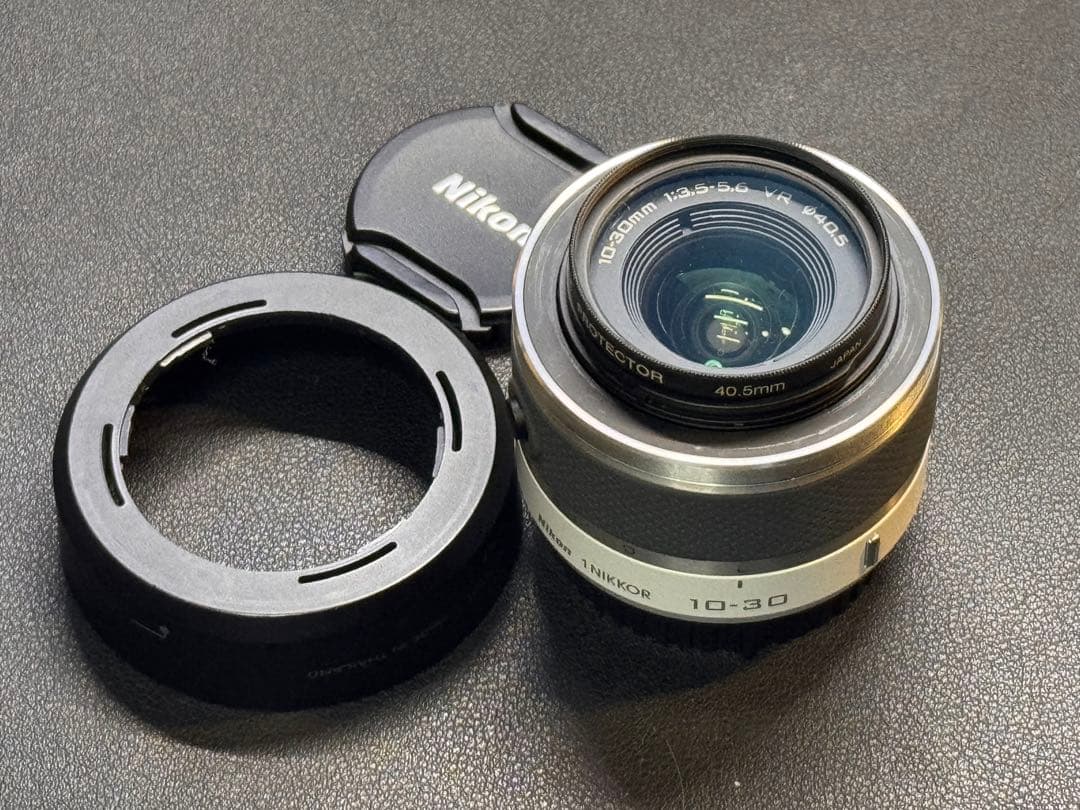 1 NIKKOR VR 10-30mm f/3.5-5.6 白 純正フード付き