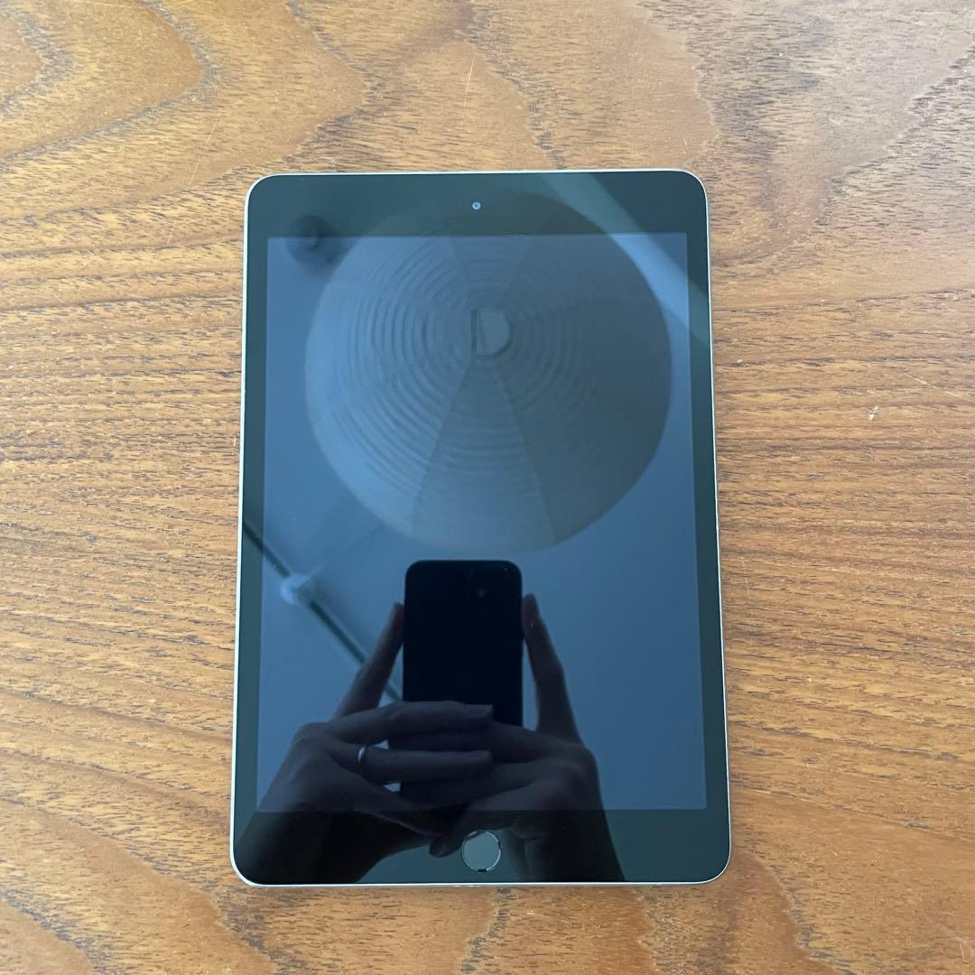 iPad mini3 第3世代　64GB スペースグレー wi-fiモデル