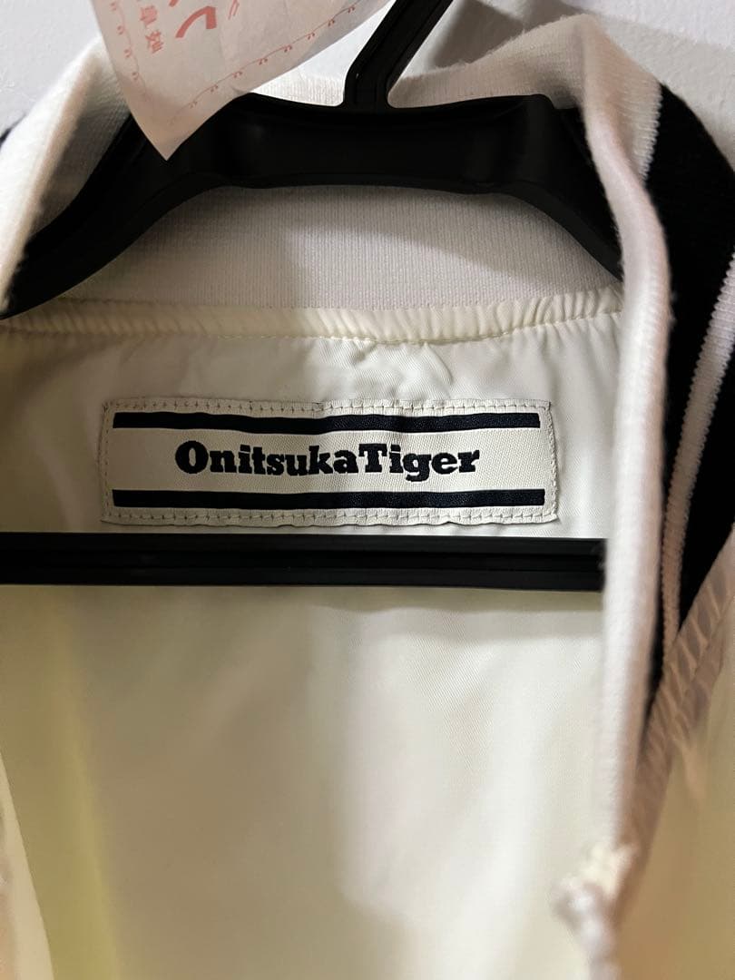 ペコ　Onitsuka Tigerオニツカタイガー　ボンバージャケット