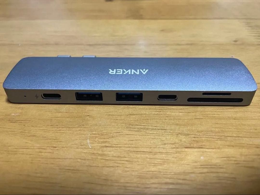 MacBook本体 Apple MacBook Pro 2018 intel 8gb 256gb