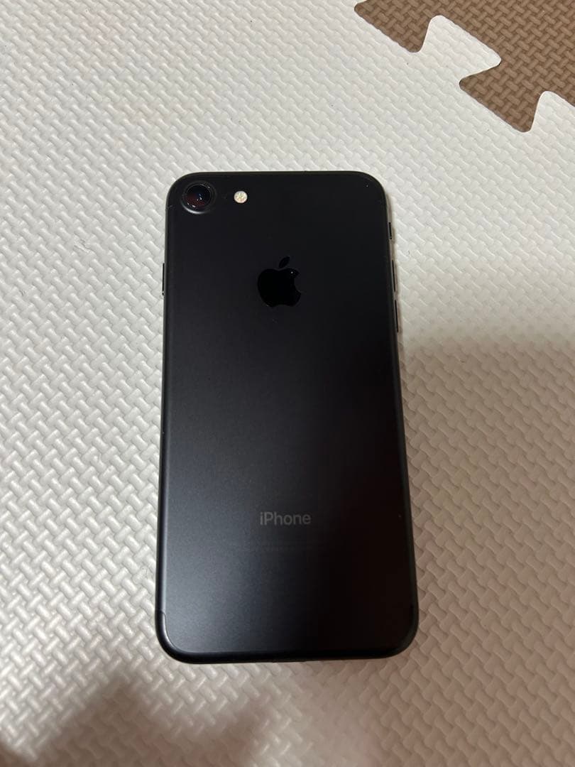 iPhone7 32GB ブラックバッテリー100