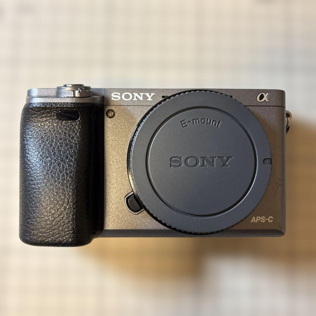 SONY α6000 ボディ ILCE-6000【シャッター回数9,400回】