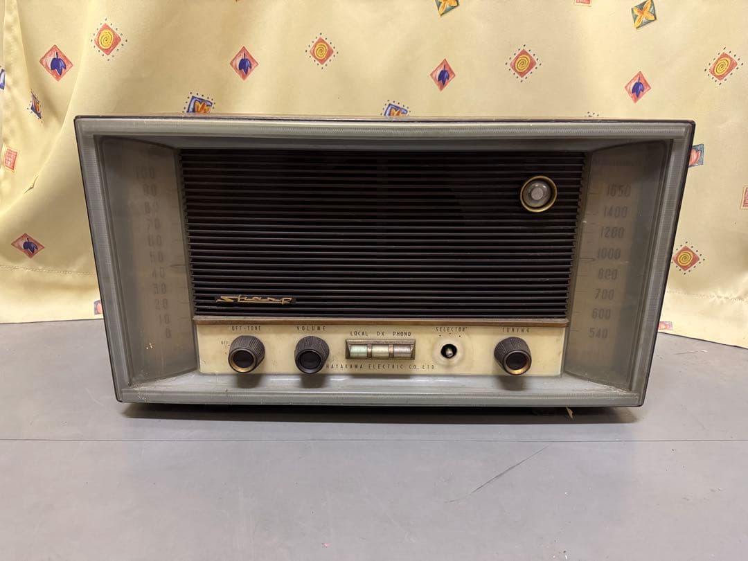 希少　早川電機　シャープ　真空管ラジオ　6A-31型
