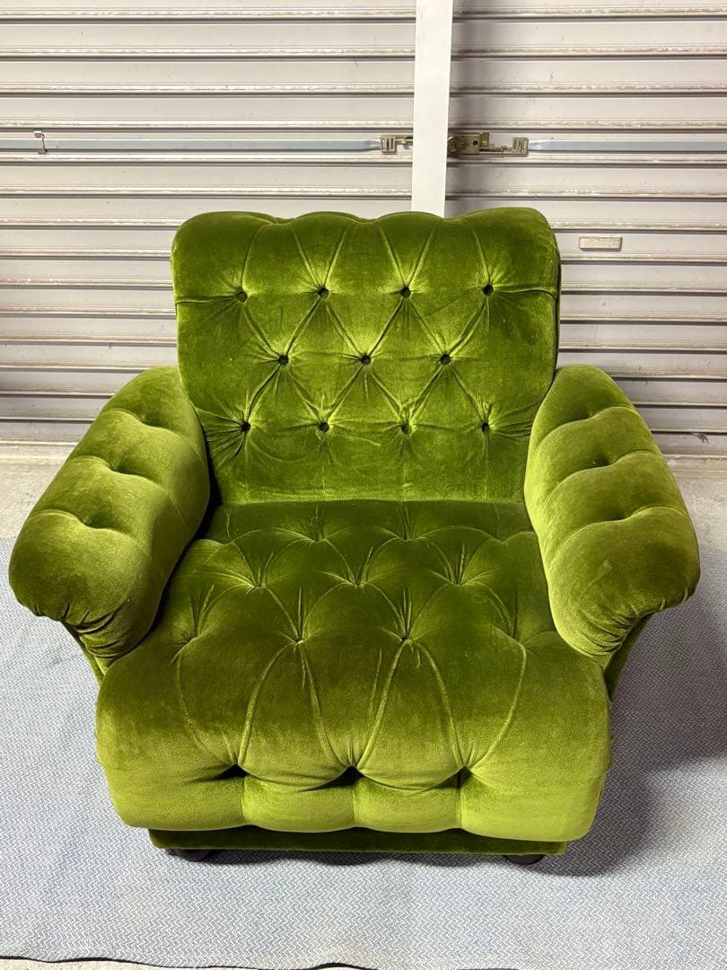 ☆GJ206山口県下松市より オールドカリモク 1人がけソファ　モケットグリーン