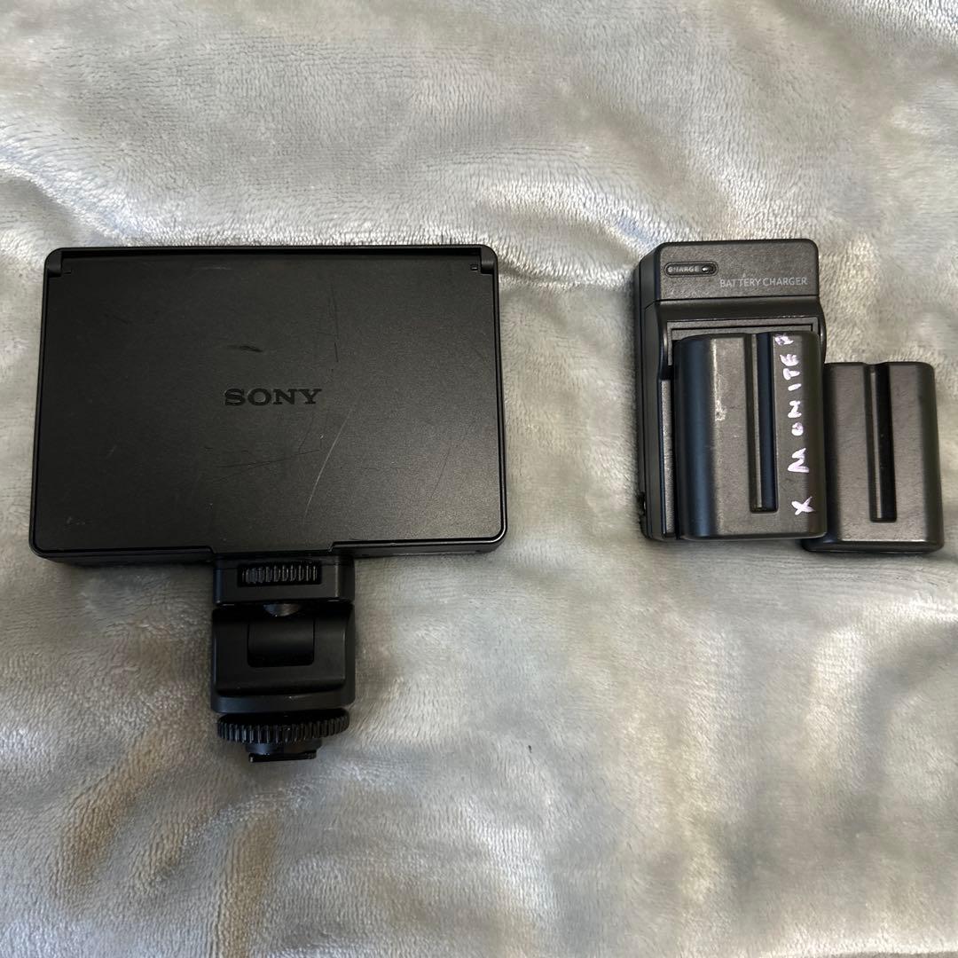 カメラモニター　Sony CLM V55