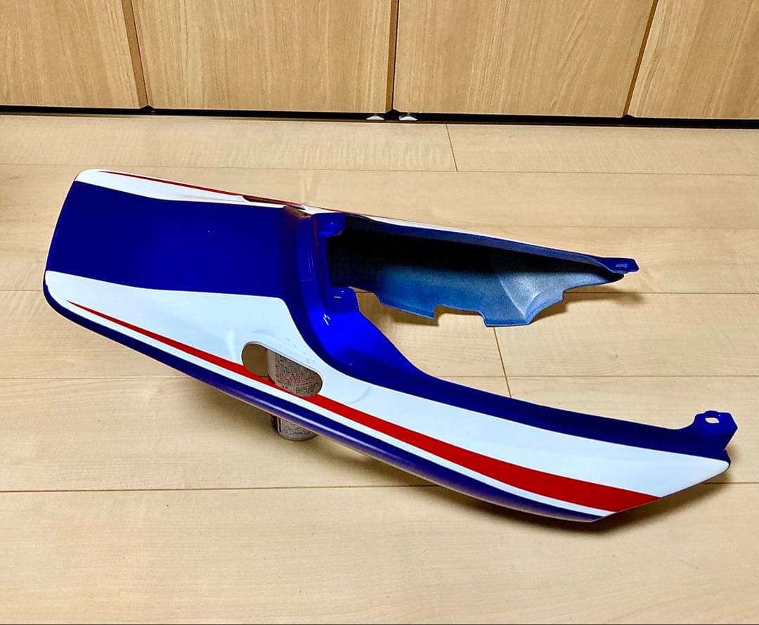 訳あり⑤ CB400SF トリコロール テールカウル NC42 NC39 シート