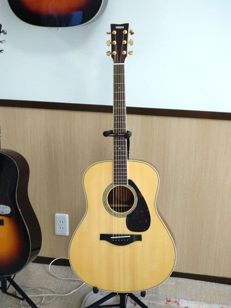 Yamaha LL6 ARE アコースティックギター ギターケース付き