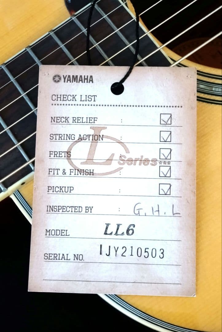 Yamaha LL6 ARE アコースティックギター ギターケース付き