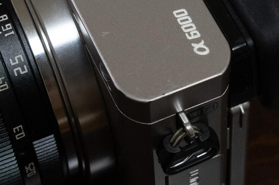 【即撮影OK】SONY α6000 レンズ2本 バッテリー2個 バッグ付