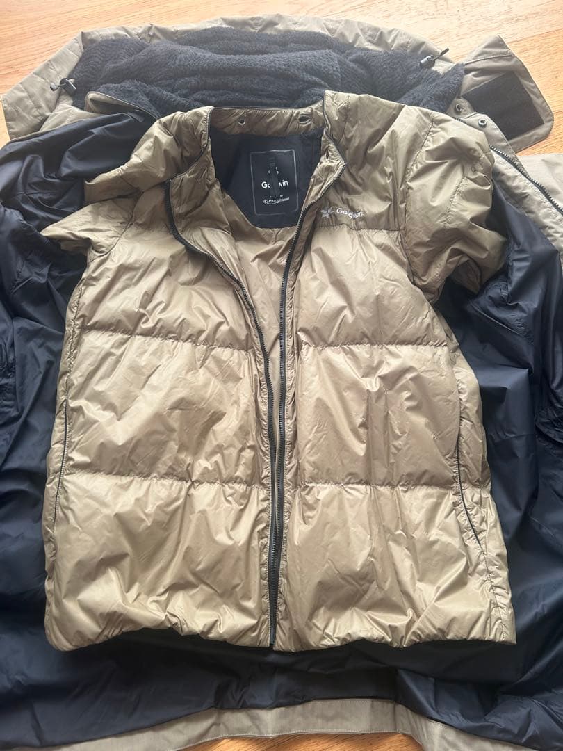 Kaptain Sunshine × Goldwin フィールドコート