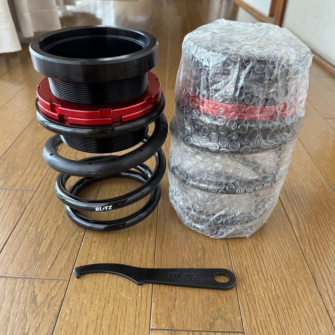 AE86用 リヤ車高調キットBLITZ製 未使用品