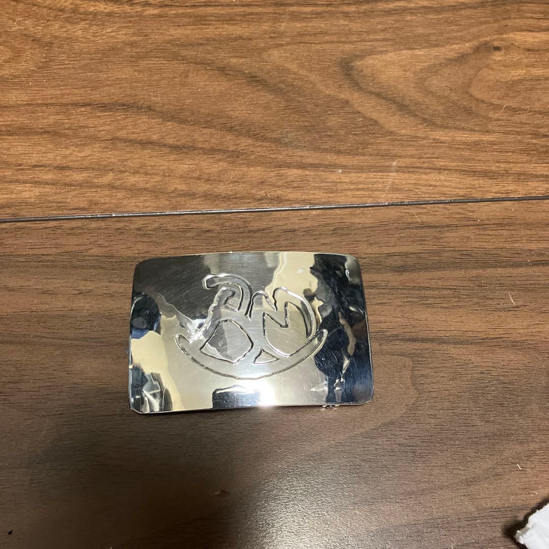 レッドムーン シルバー製　ロゴバックル　銀　美品