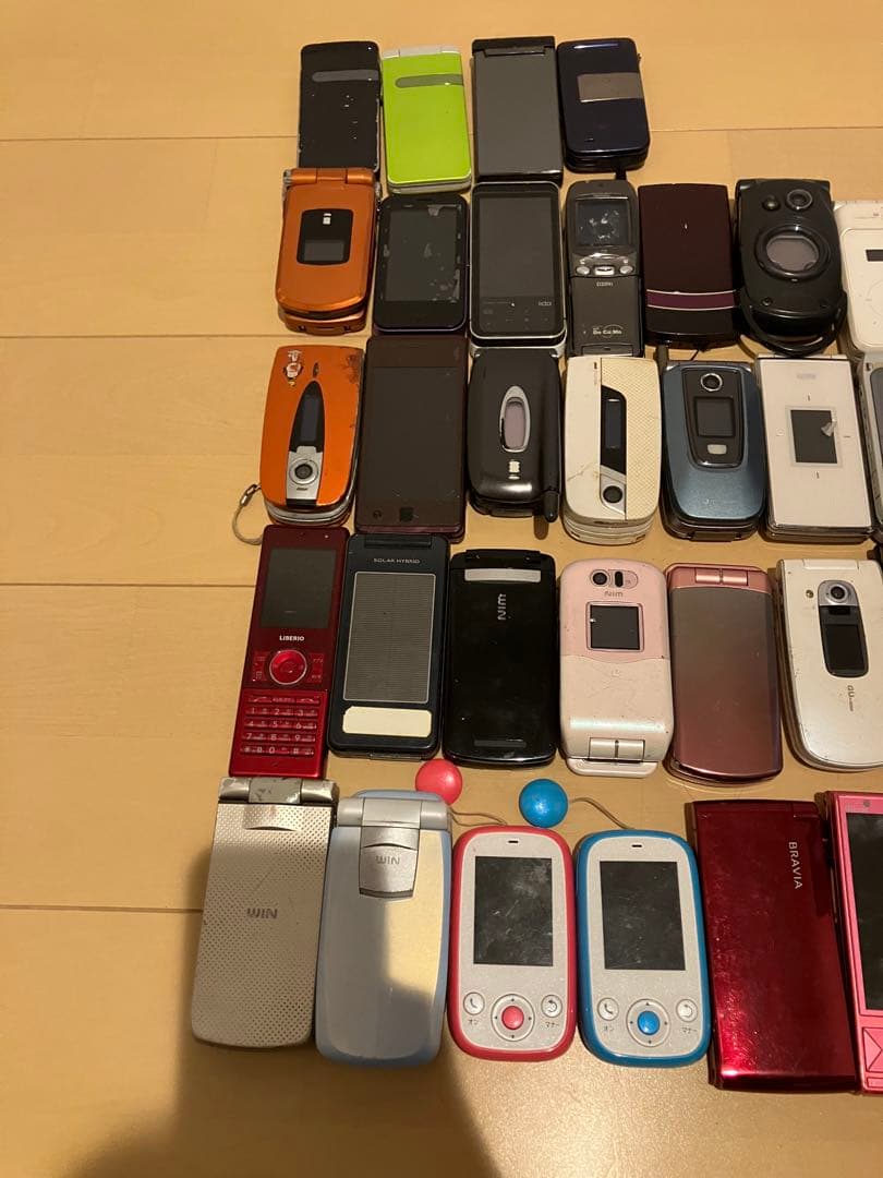 ガラケーまとめ売り　種類多数