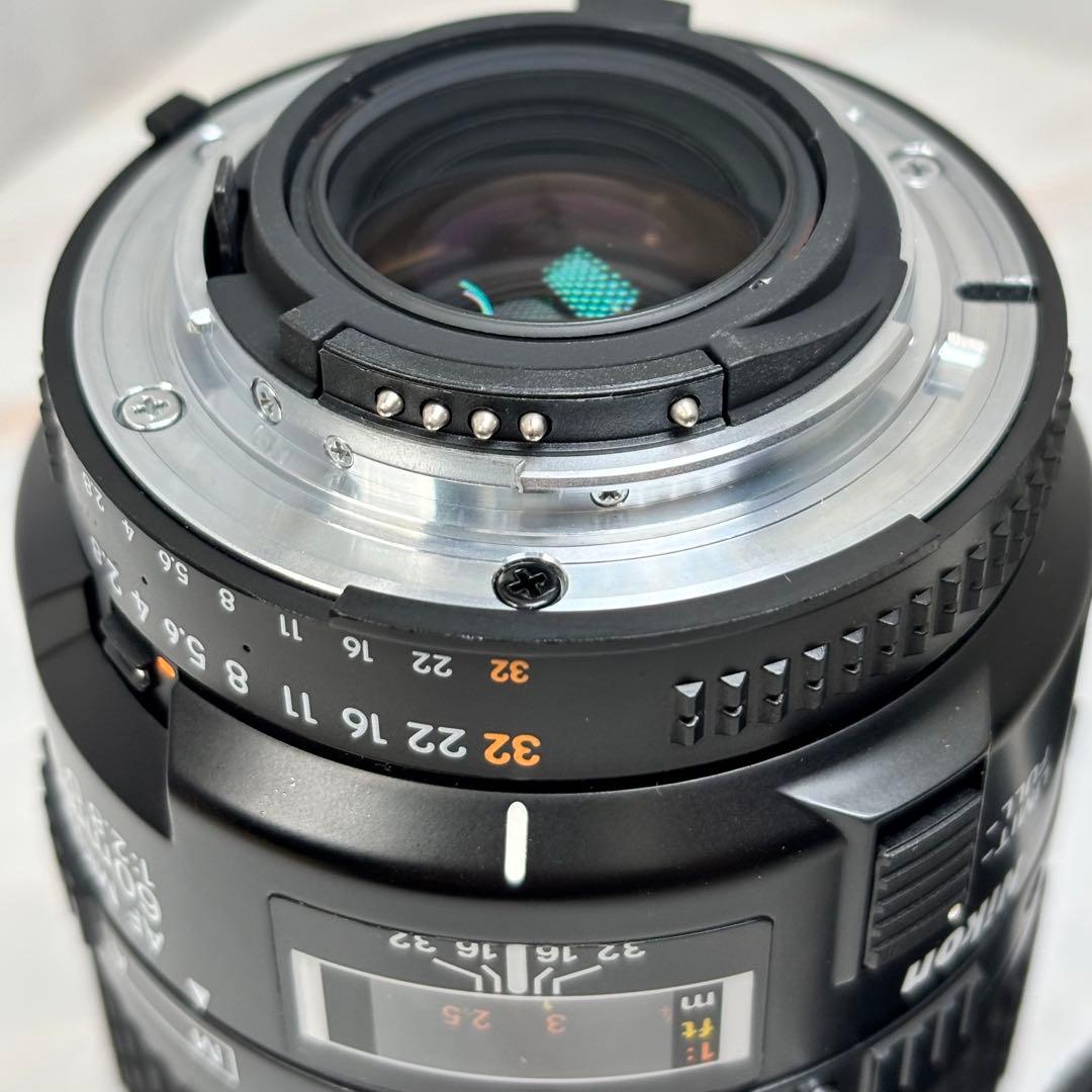 【極美品】Nikon AF MICRO NIKKOR 60mmm f2.8D