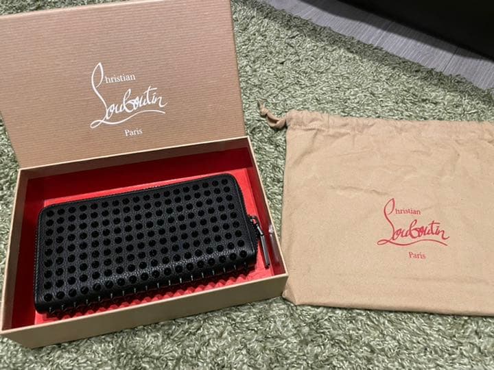 Christian Louboutin/ルブタン