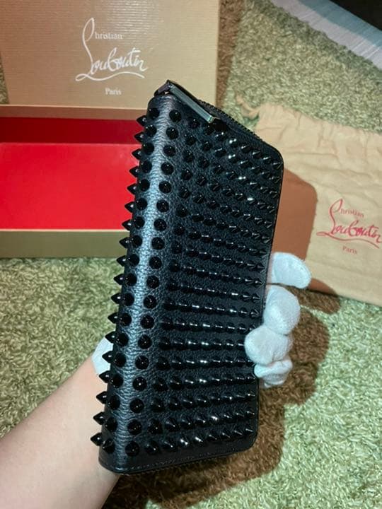 Christian Louboutin/ルブタン