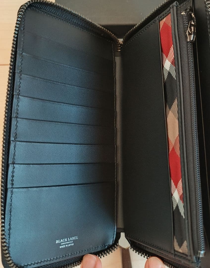 【新品箱ショップ袋付】インサイドクレストブリッジチェック ラウンドジップ 長財布