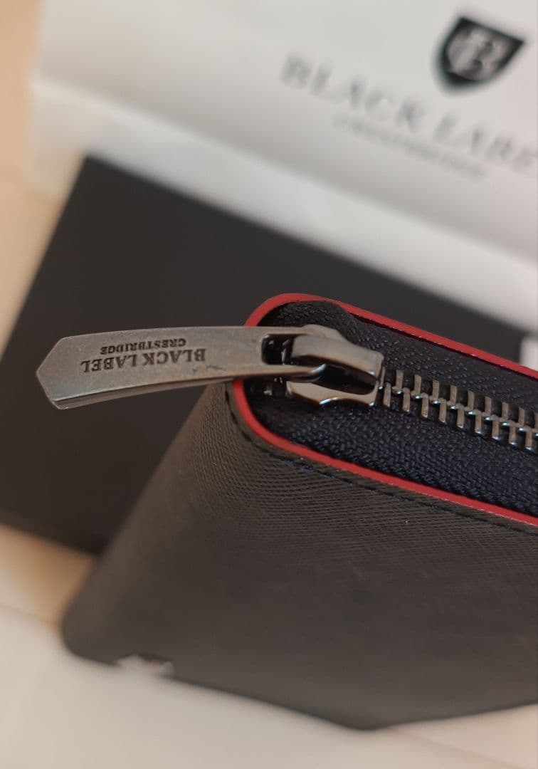 【新品箱ショップ袋付】インサイドクレストブリッジチェック ラウンドジップ 長財布