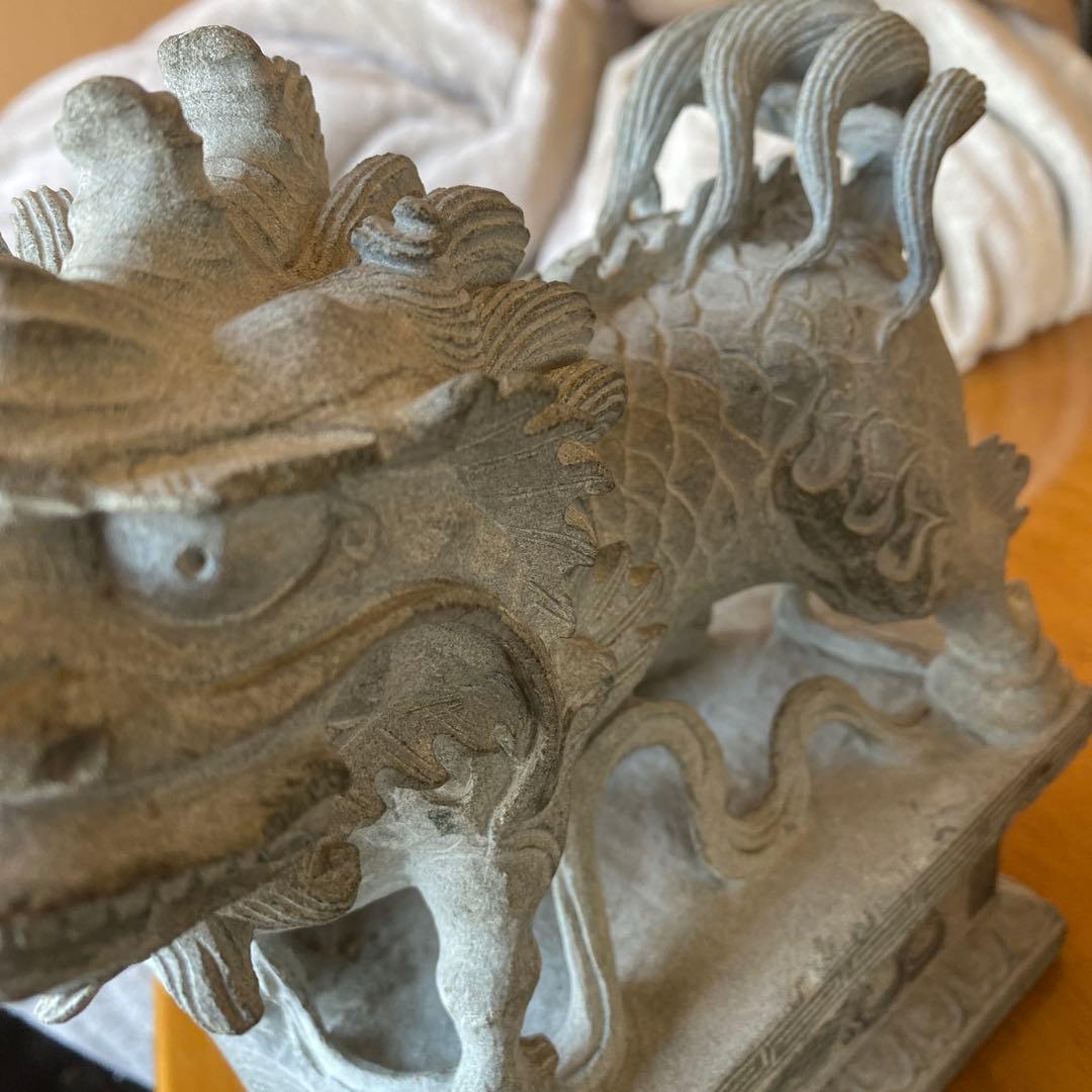 仏教美術　石像彫刻　天然石　獅子　狛犬　高さ約23cm　骨董