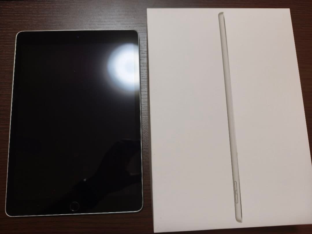 iPad 第9世代 64GB WiFiモデル バッテリー98%